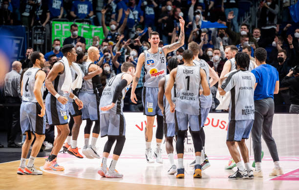 的突然直塞 的突然直塞