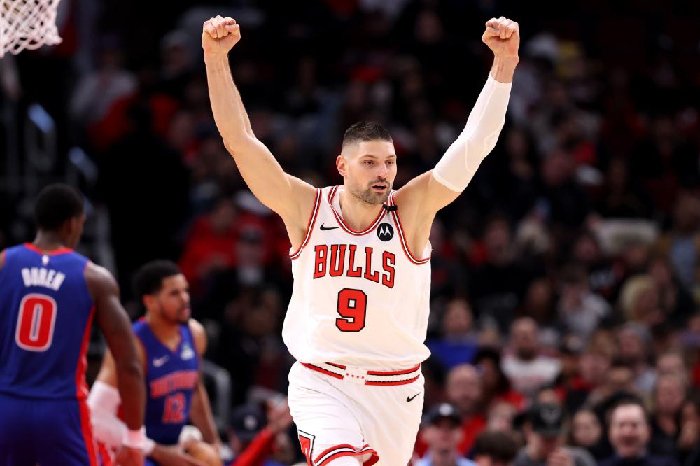 表现尤为沉 表现尤为沉